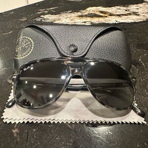 Ray-Ban RB2198 grey Havana Bill sunglasses, polarized, dark grey lenses, w/ case